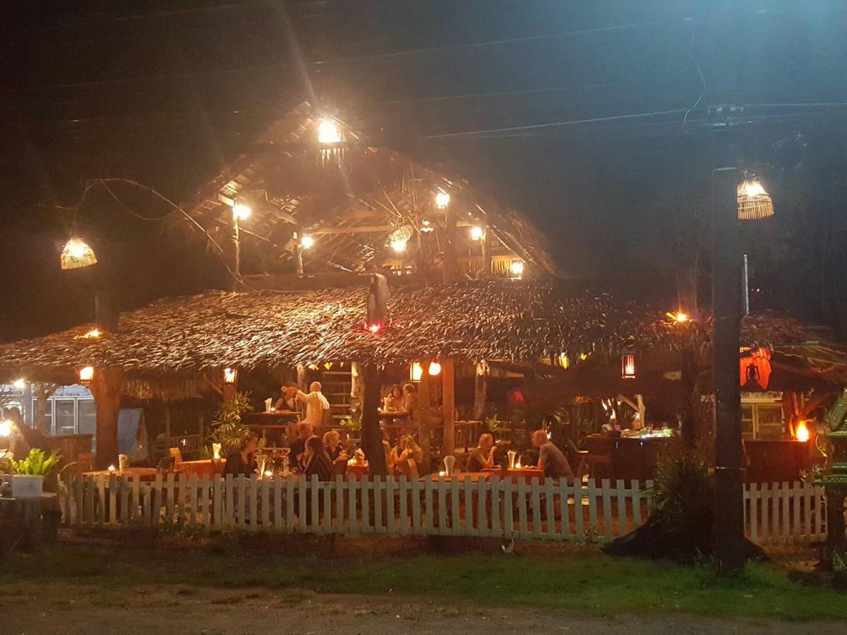 Euro Lanta White Rock Resort Ko Lanta Екстериор снимка
