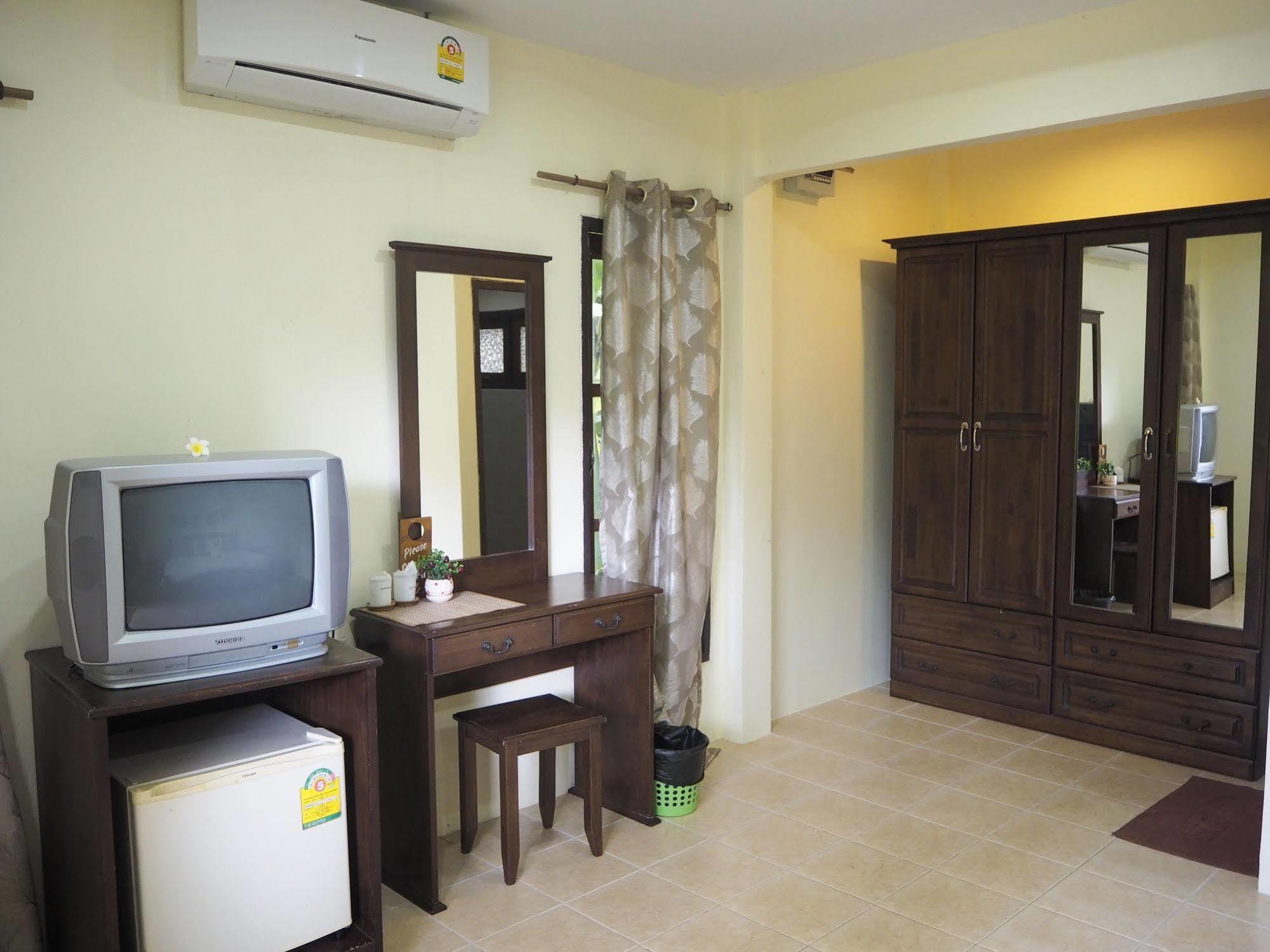 Euro Lanta White Rock Resort Ko Lanta Екстериор снимка