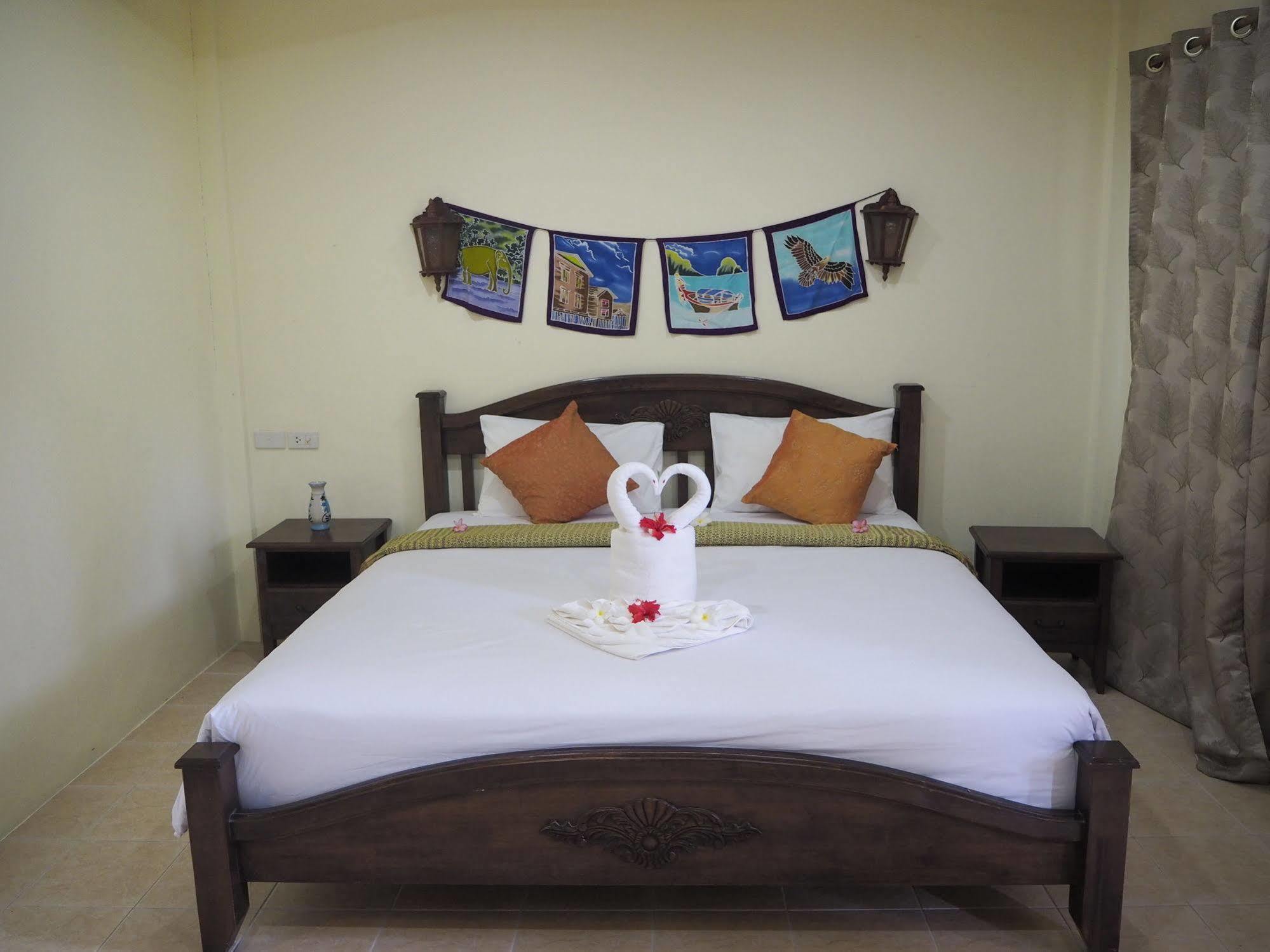Euro Lanta White Rock Resort Ko Lanta Екстериор снимка