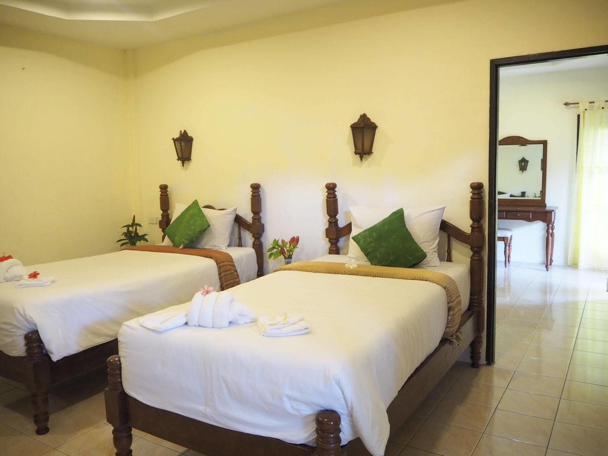 Euro Lanta White Rock Resort Ko Lanta Екстериор снимка