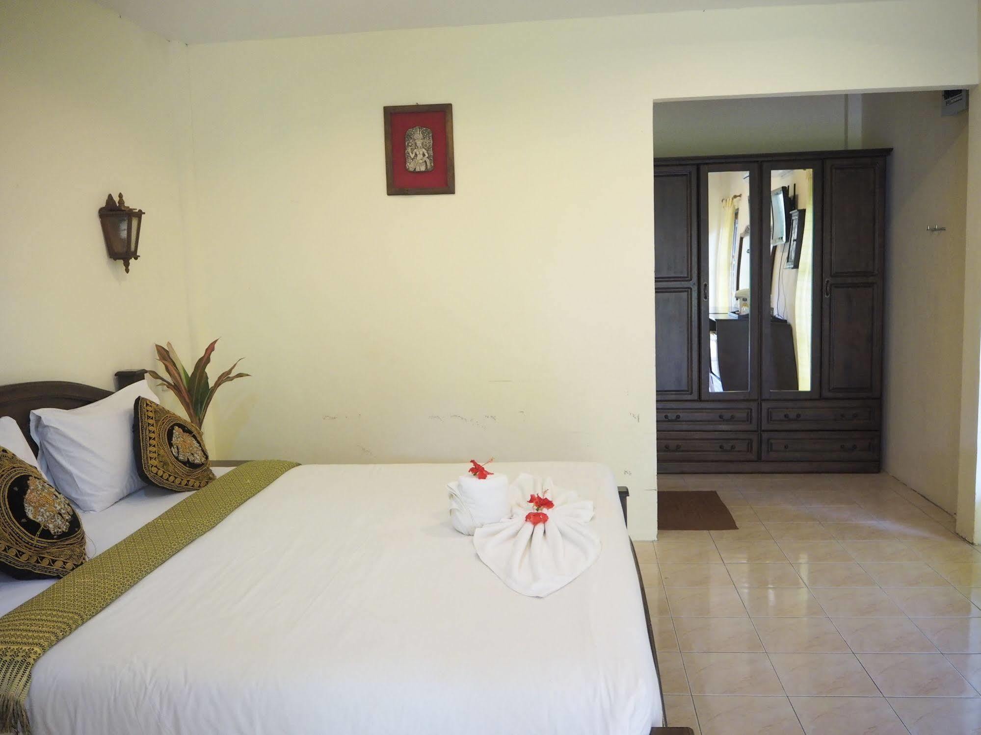 Euro Lanta White Rock Resort Ko Lanta Екстериор снимка