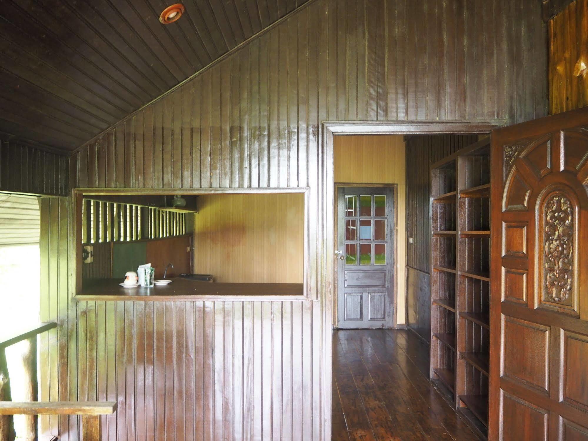 Euro Lanta White Rock Resort Ko Lanta Екстериор снимка