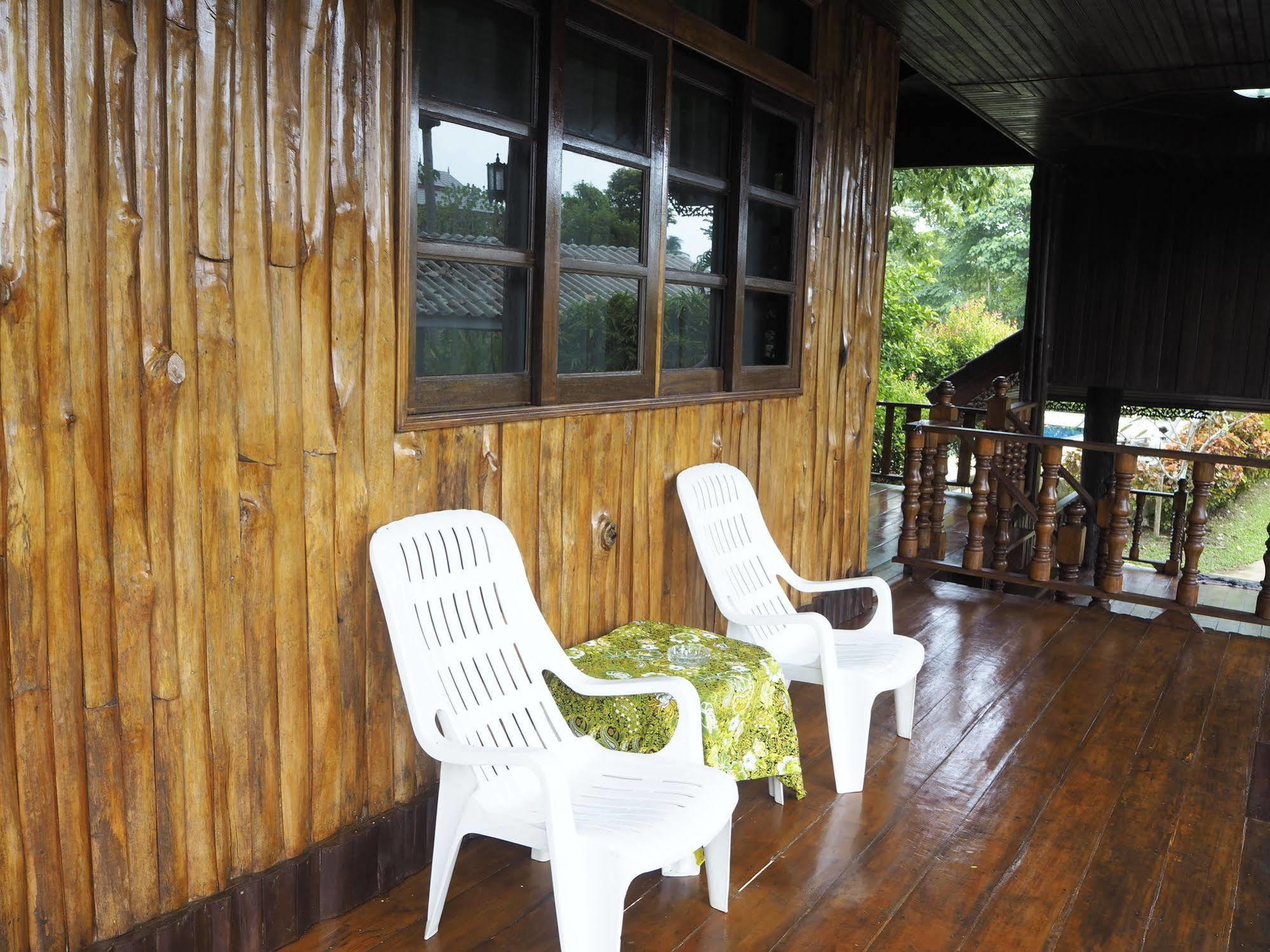 Euro Lanta White Rock Resort Ko Lanta Екстериор снимка