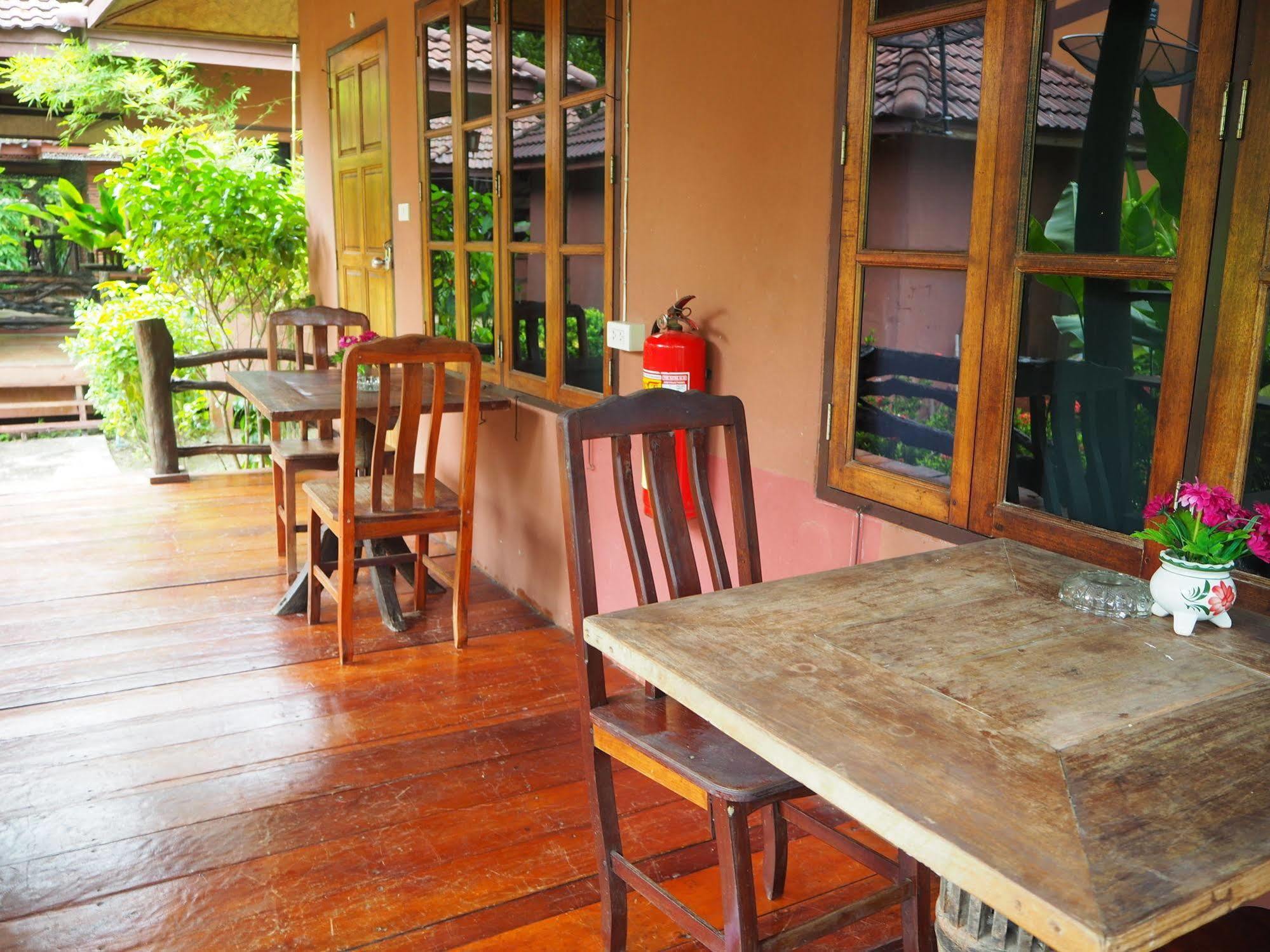 Euro Lanta White Rock Resort Ko Lanta Екстериор снимка