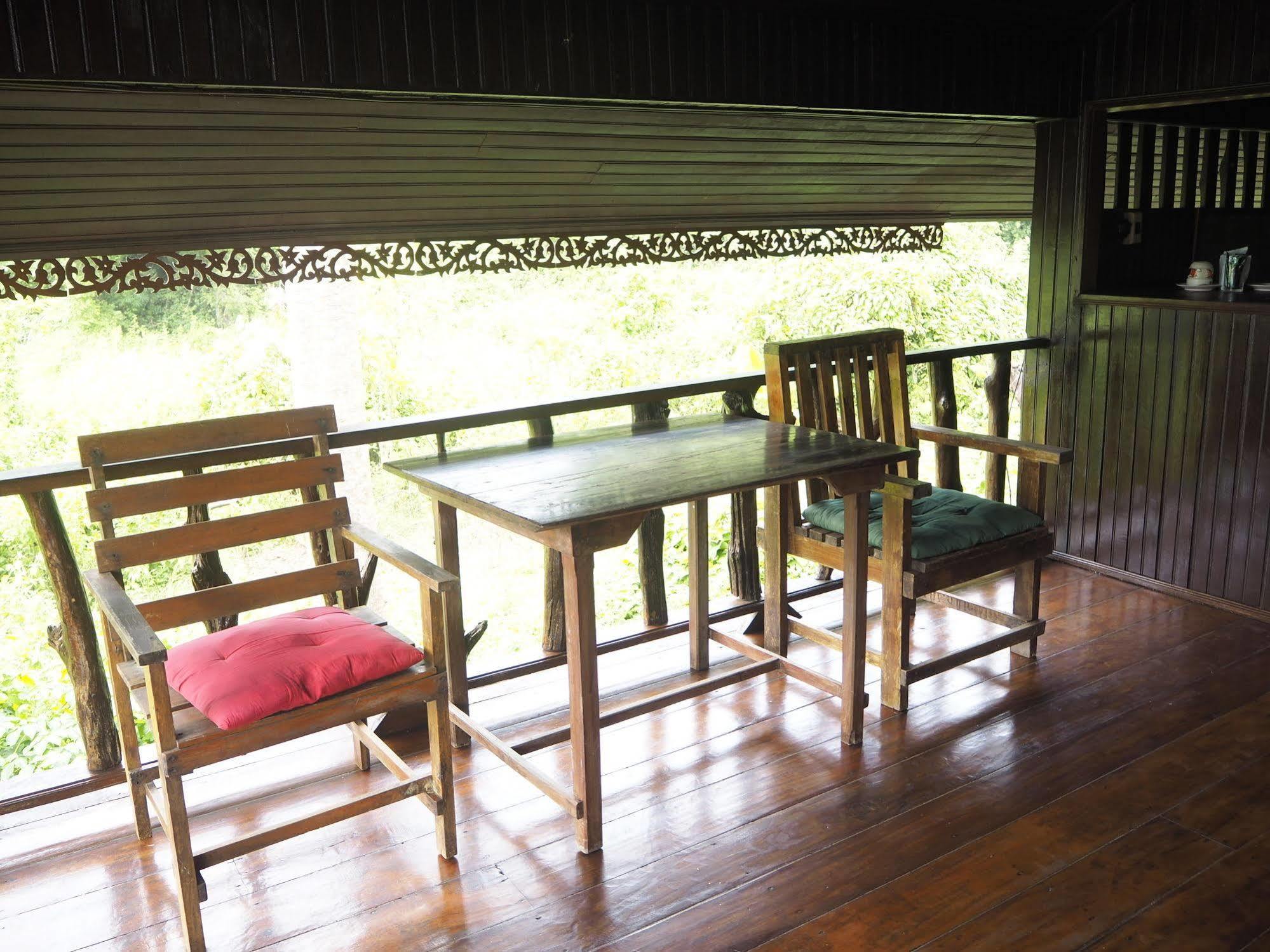 Euro Lanta White Rock Resort Ko Lanta Екстериор снимка